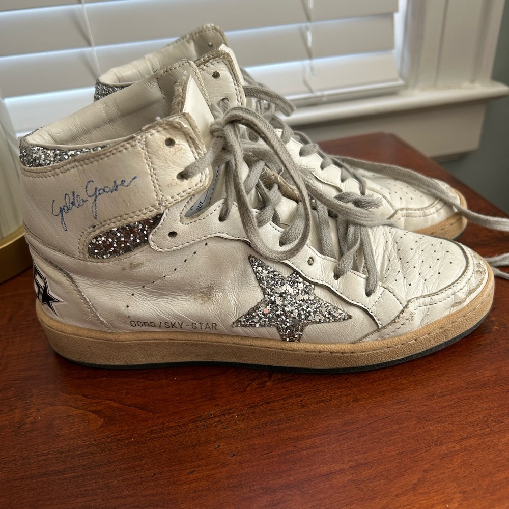 Golden Goose Women Sky Star Nappa Upper With Serigraph Glitter Star And …